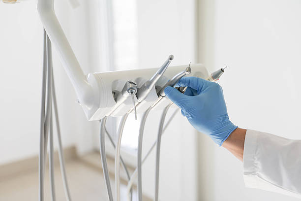 24/7 Emergency Root Canal Treatment experts in Taft Mosswood, CA